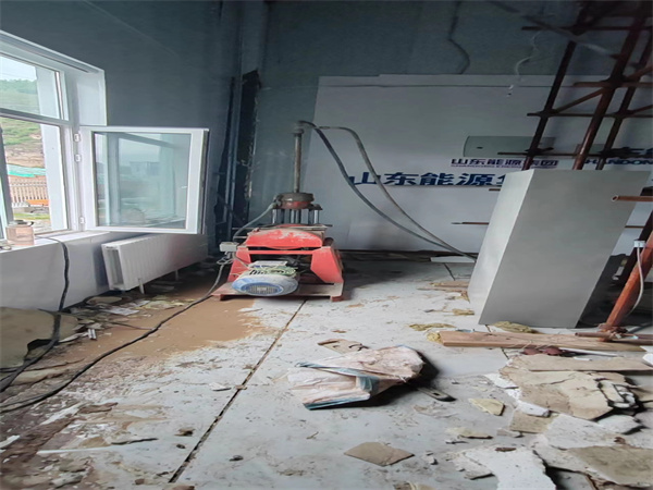 宁江地基基础下沉墙体裂缝加固注浆顶升施工